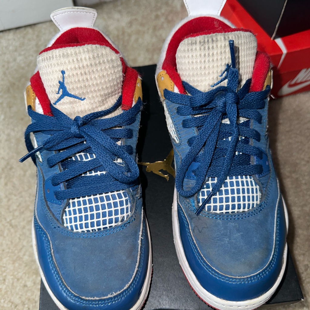 Jordan 4